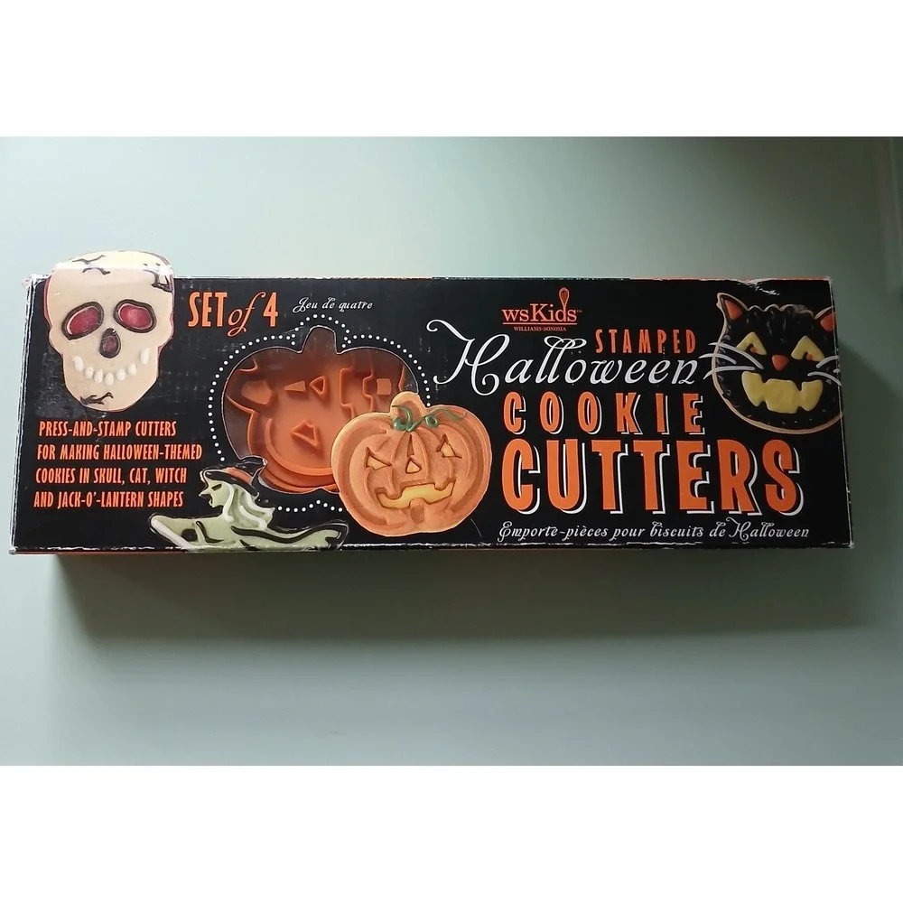 Williams-Sonoma Halloween Cookie Cutter Sets Baking Bundle 3D Stamped Witch Cats